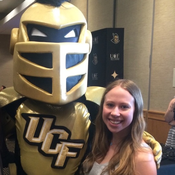 Meet your Posher, Pam - Picture 1 of 1